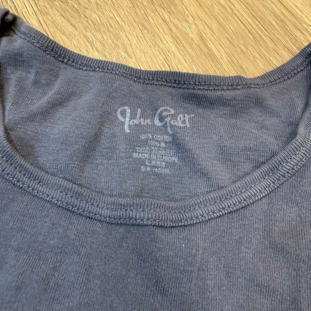 Brandy Melville Navy 16 Tee - Picture 2 of 2